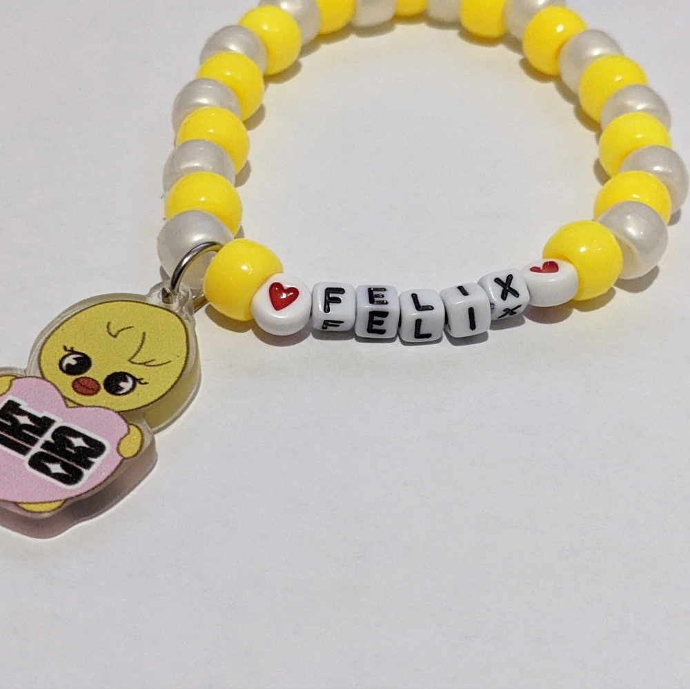 K-Pop Friendship Bracelet - Picture 2 of 2